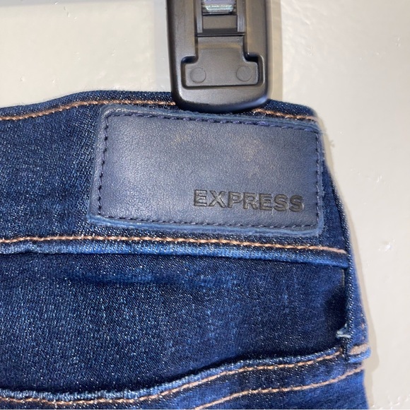 Express Dark Wash Ripped Mid Rise Legging - Picture 6 of 7